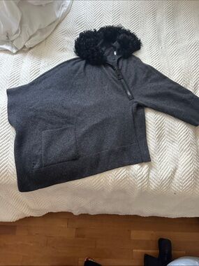 Iceberg wool Hooded Knit Cape with  Fur Trim — Black made in Italy